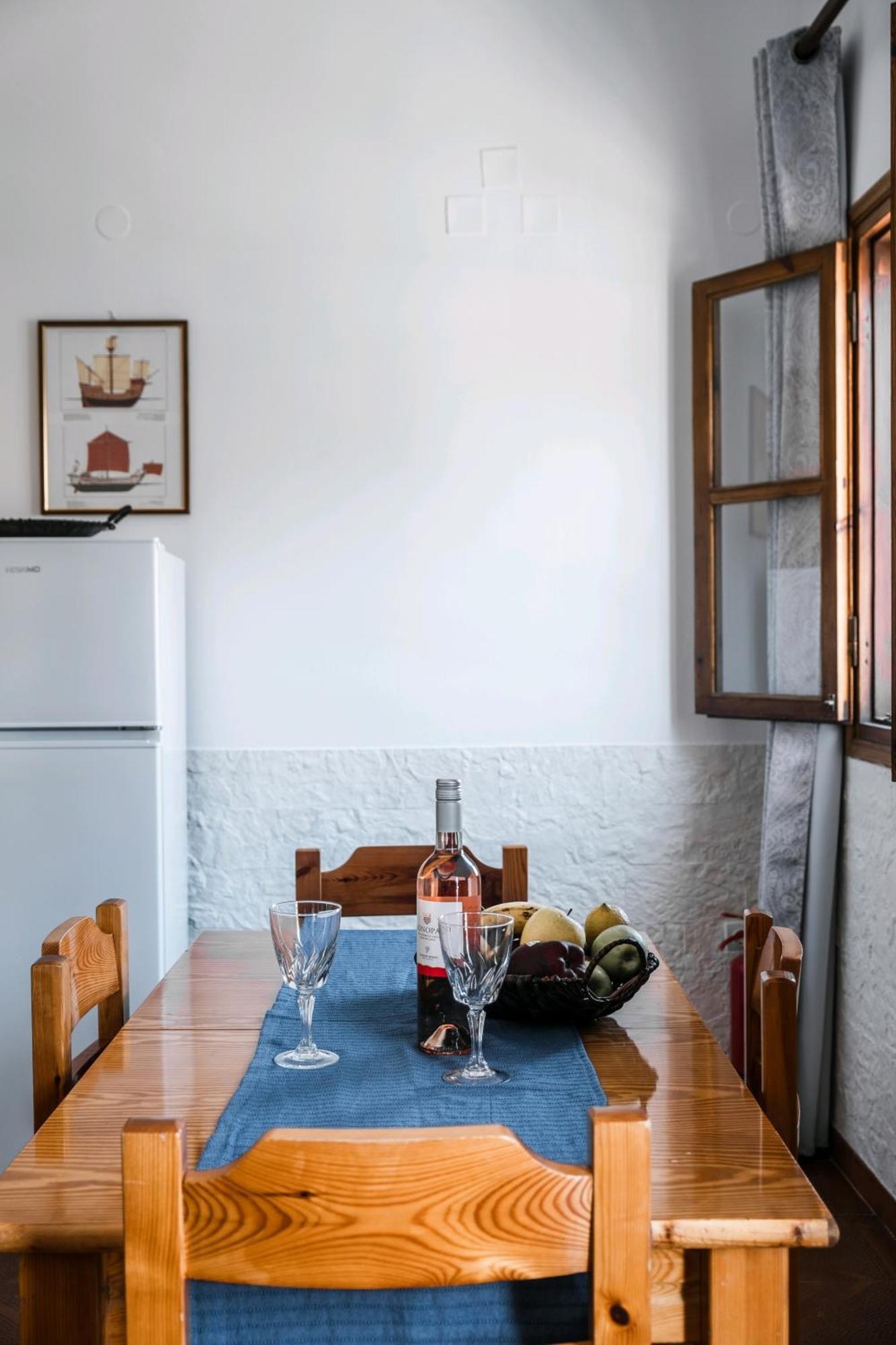 Ferienwohnung Perla Di Mare Symi Exterior foto